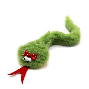 Игрушка для кошек Змея Оля с валерианой зеленая с бантиком 20*4,3*2,7см GoSi